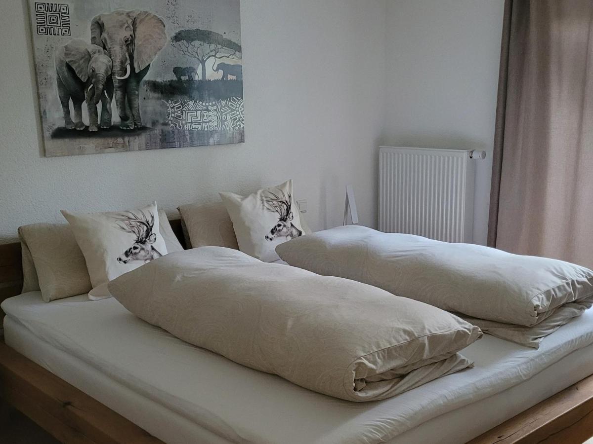 I24Rooms - Gaestezimmer Mit Eigenem Garten Legau Exterior foto