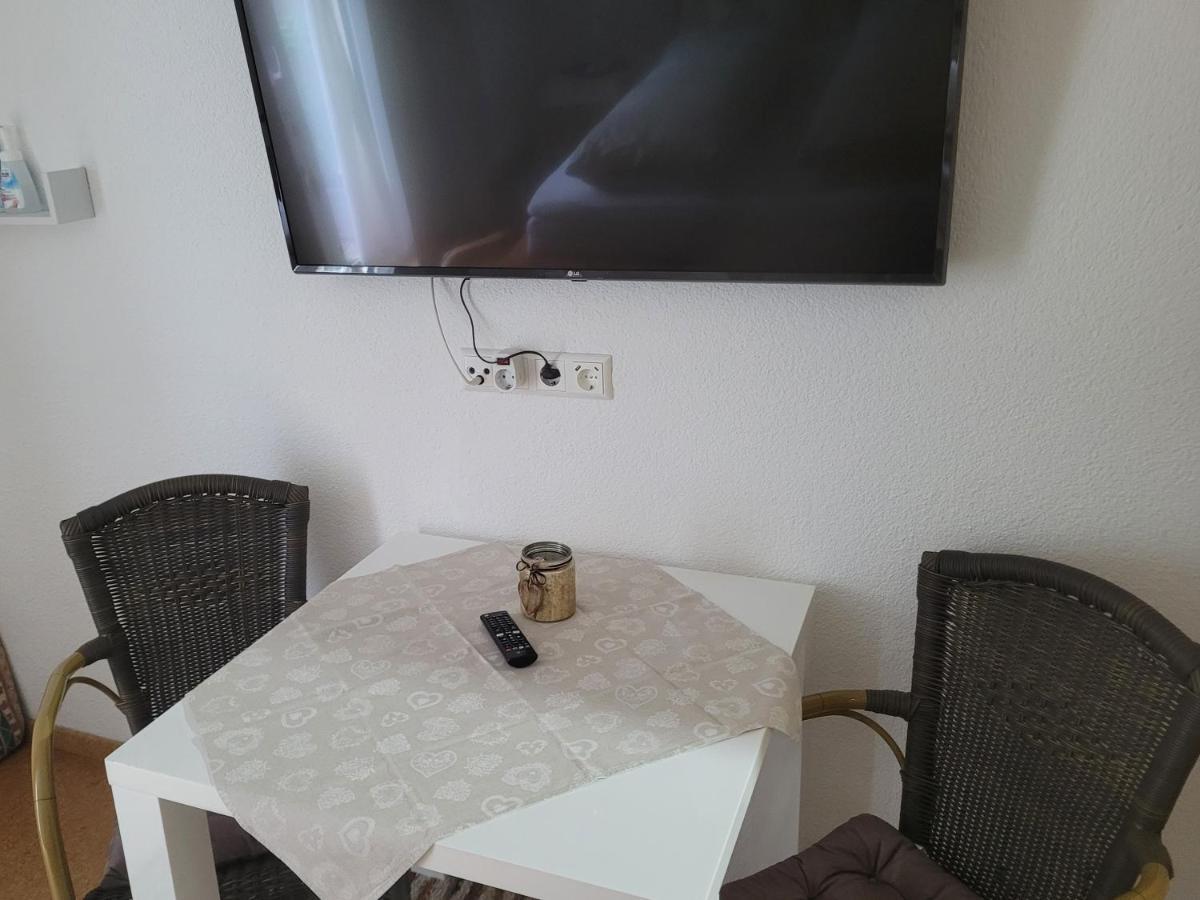 I24Rooms - Gaestezimmer Mit Eigenem Garten Legau Exterior foto