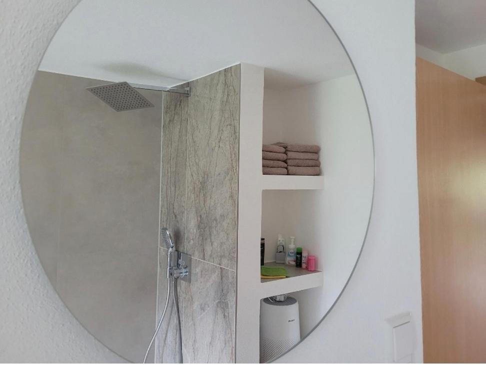 I24Rooms - Gaestezimmer Mit Eigenem Garten Legau Exterior foto
